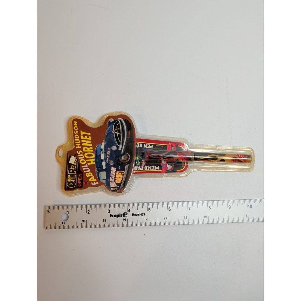 Disney Pixar Cars Fabulous Hudson Hornet Pen Set w/ Oil Pan Packaging – New Old